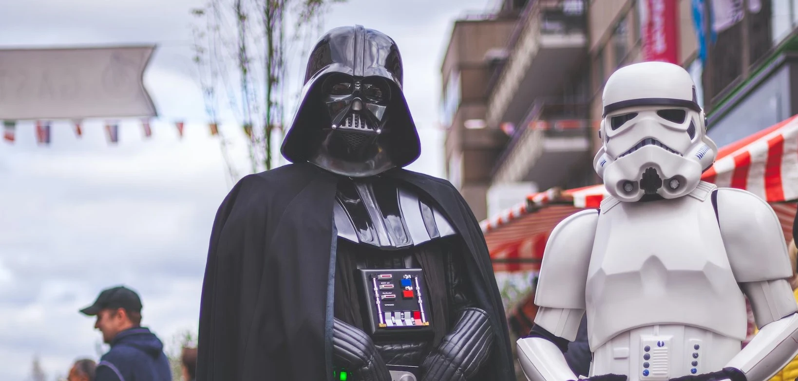 Voorpagina -Party Outfitters 90