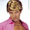 Blonde Playboy Pruik Met Snor -Party Outfitters blonde playboy pruik met snor