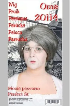 Grijze Omapruik Met Staartje