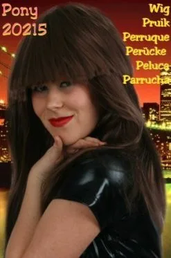 Langharig Pruik Met Pony