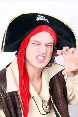 Piratenmuts Met Rode Band 3 Piratenmuts Met Rode Band