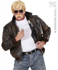 Undercover Agent Met Snor En Bril